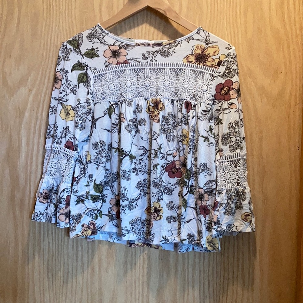 Floral top